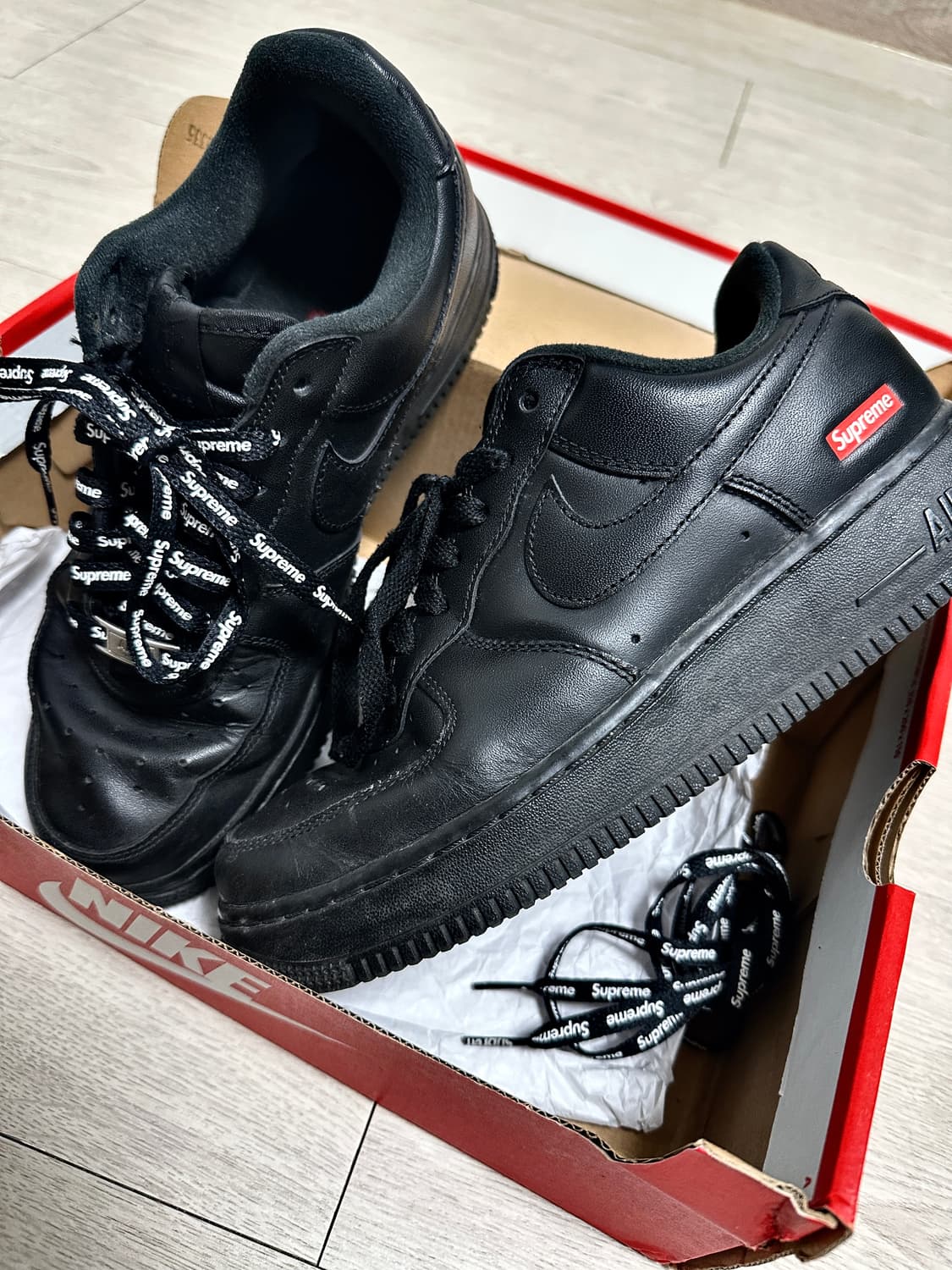 Nike x Supreme Air Force 1 Low Black 상품이미지2