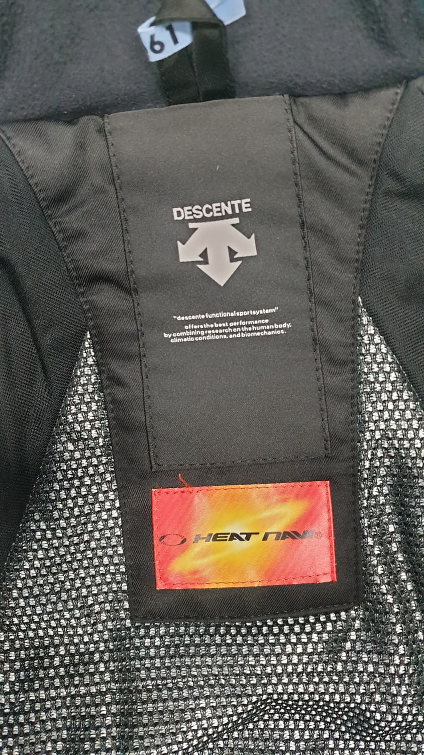 데상트 보드복스키자켓L 상품이미지4