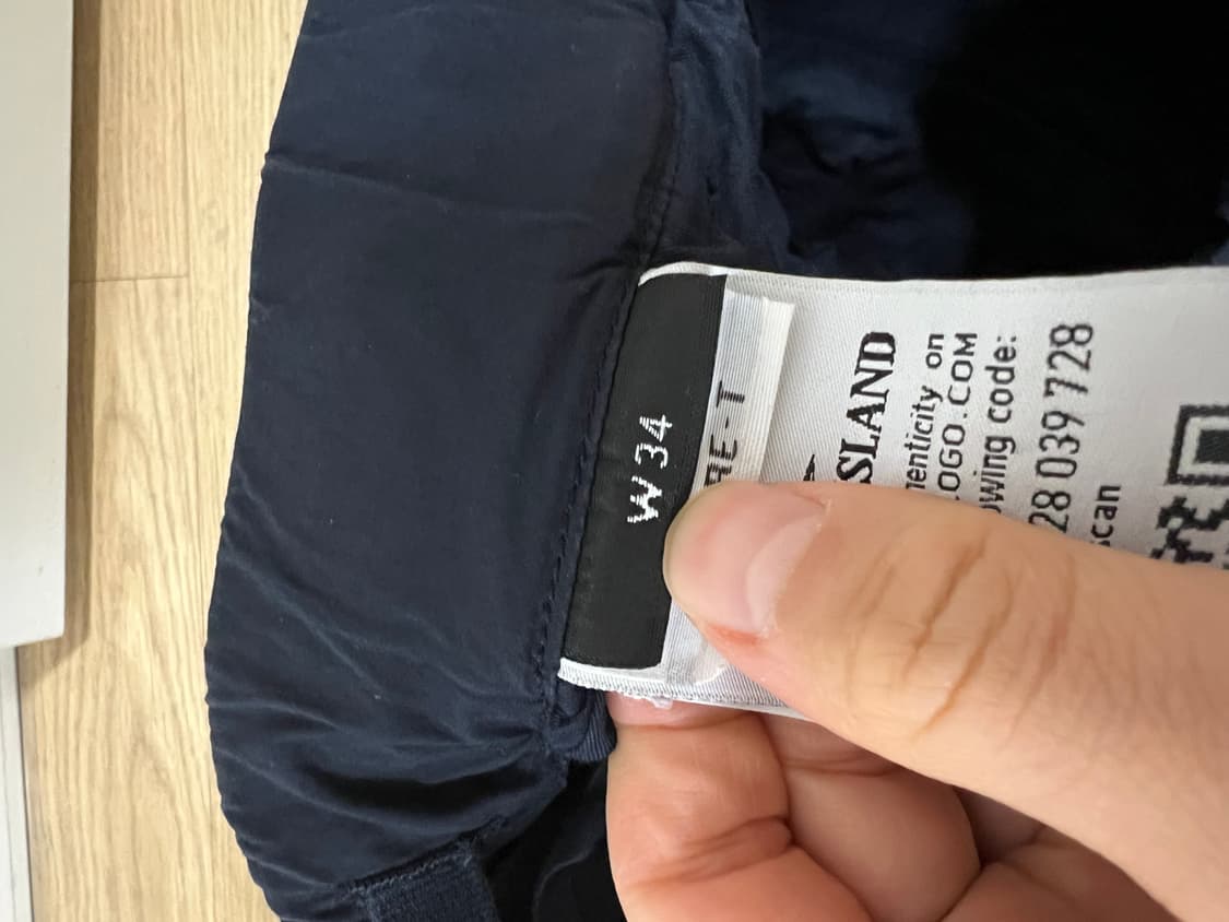 스톤아일랜드 반집업니트 M 상품이미지3