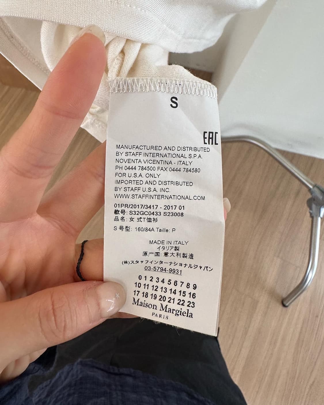 MM6 메종 마르지엘라 애너브 라인 하프티  상품이미지8