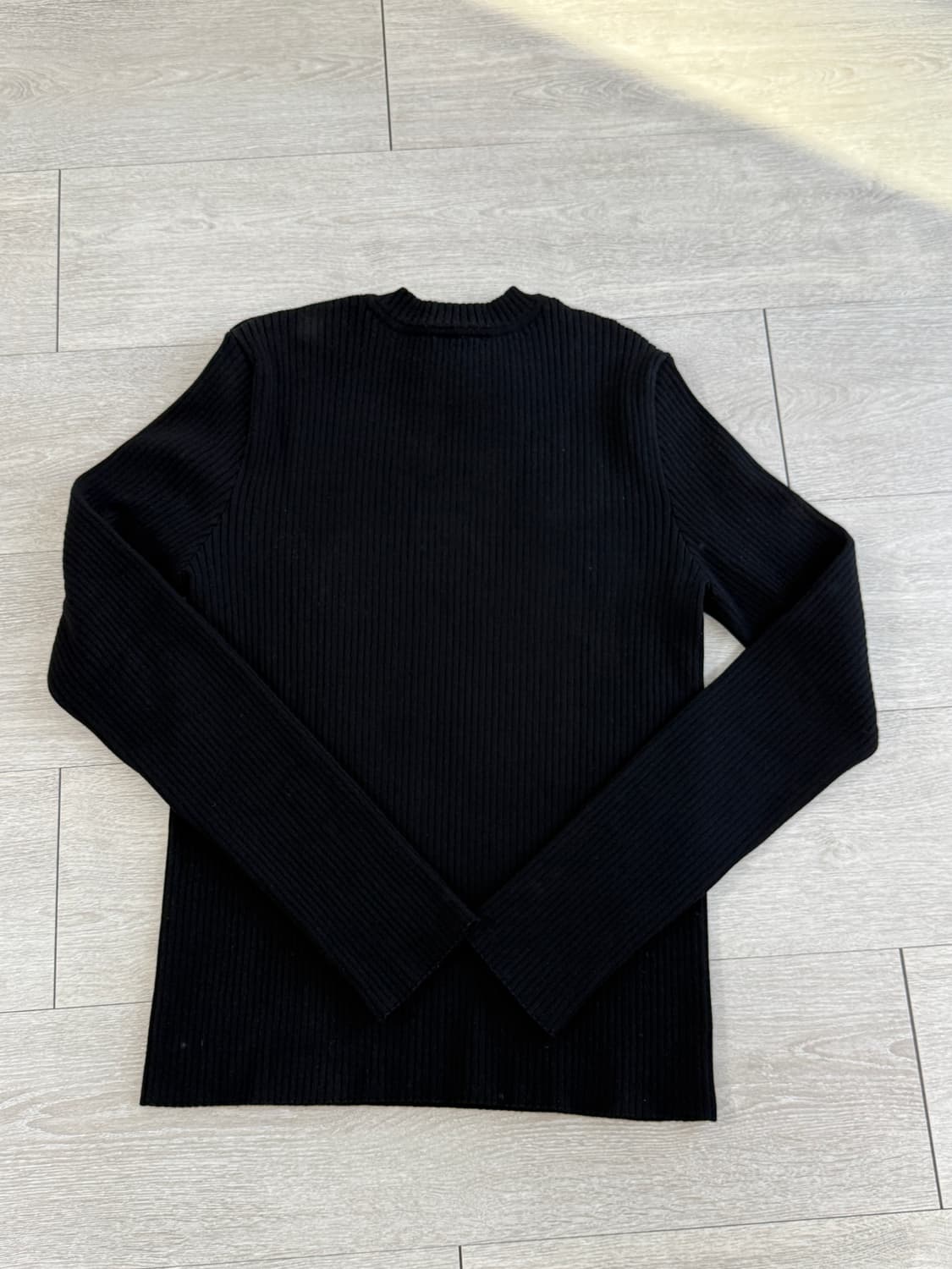 꾸레쥬 니트 L사이즈 상품이미지3