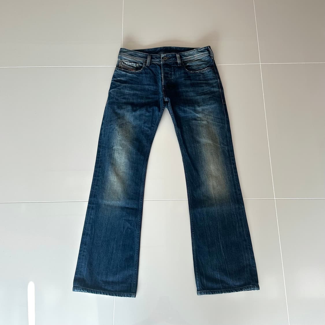 디젤 부츠컷 데님 팬츠 상품이미지2