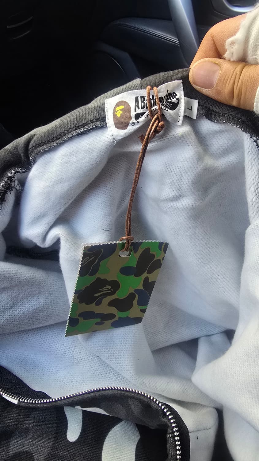 베이프 카모 후드집업 흑계XL판매합니다! 상품이미지5