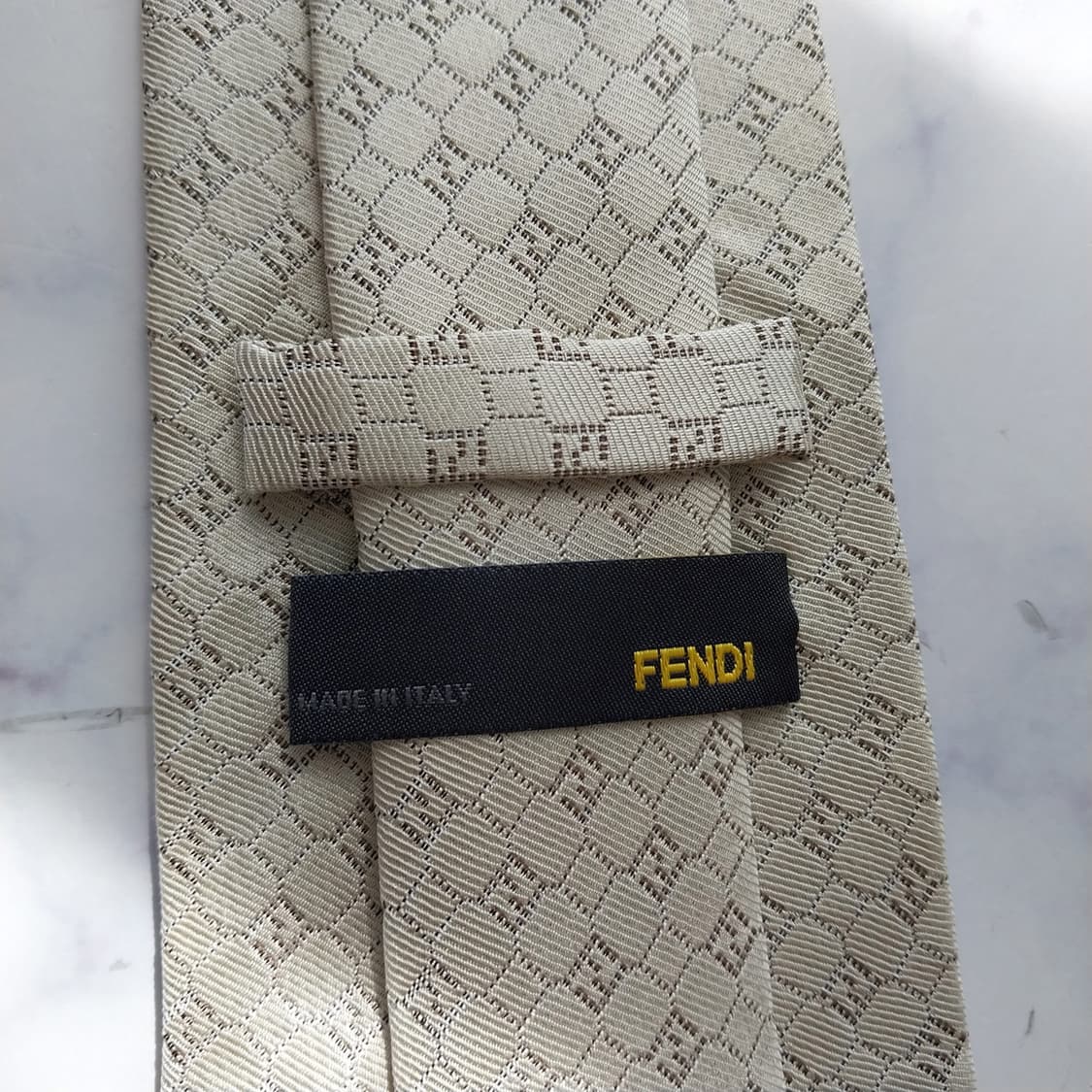 펜디 실크 아이보리 주카 패턴 넥타이 9.1cm A등급 K2347 상품이미지5