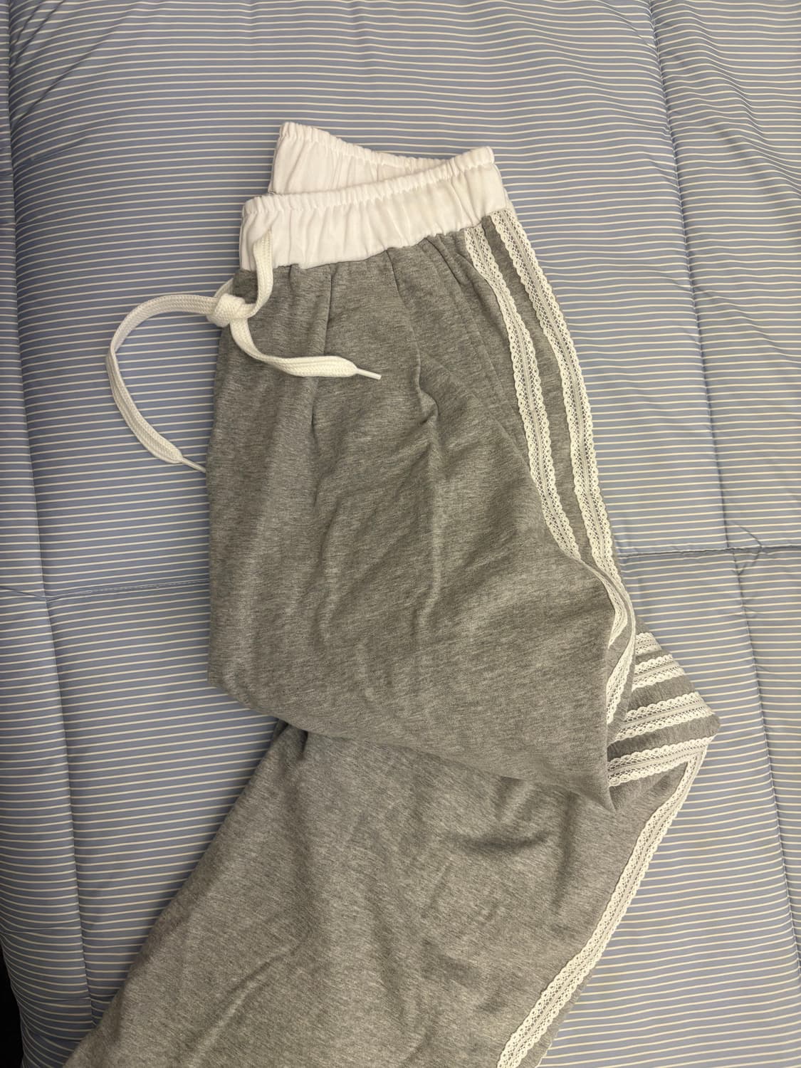 레이스 삼선 트레이닝 팬츠 상품이미지3