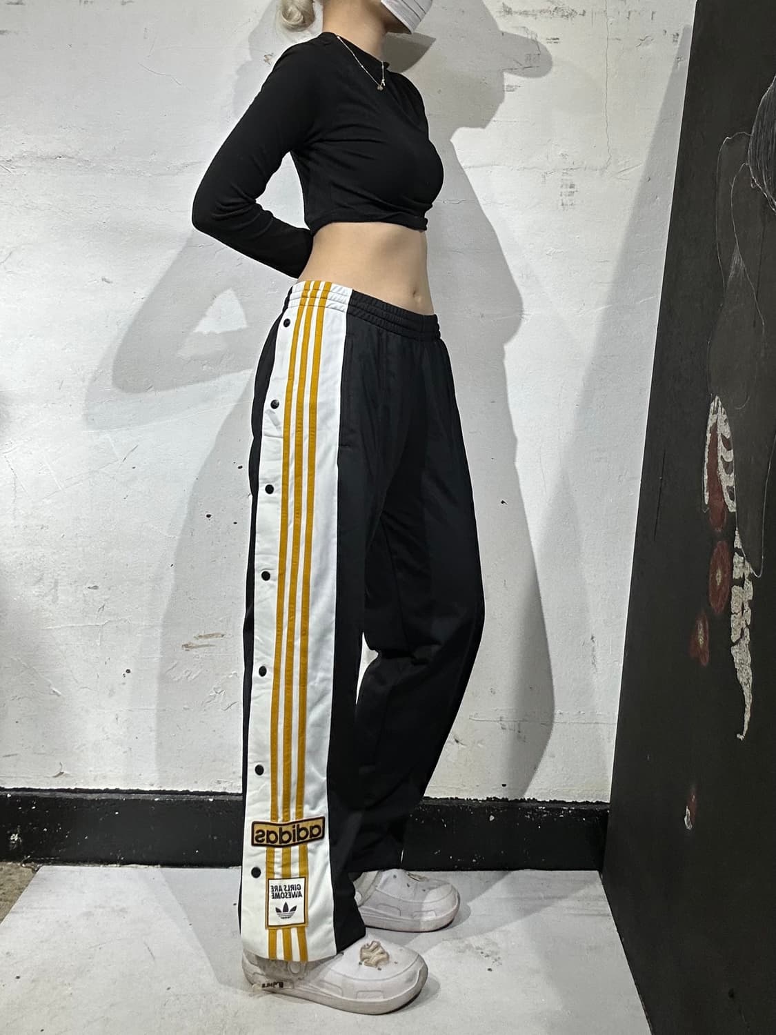 아다다스 블랙 사이드 버튼 스냅 단추 와이드 트레이닝 팬츠 추리닝 바지  상품이미지1