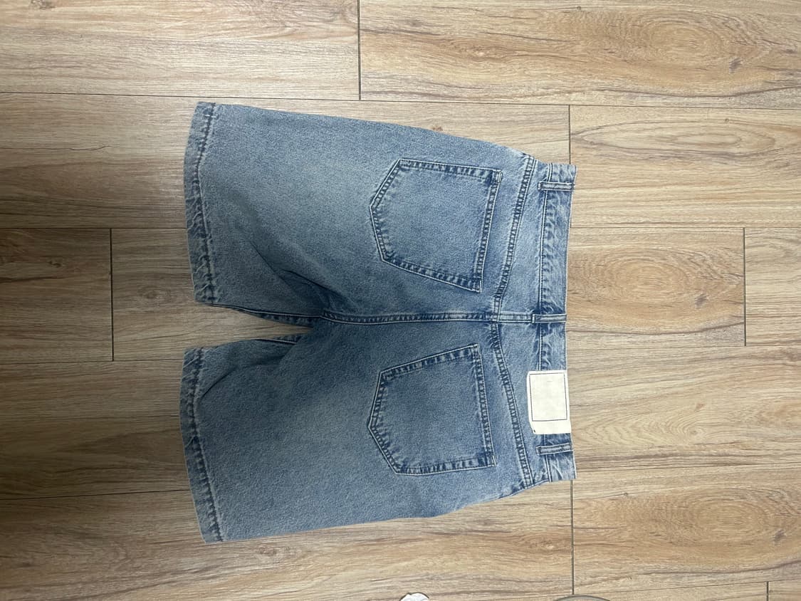 디스이즈네버댓 Washed Denim Short 상품이미지3