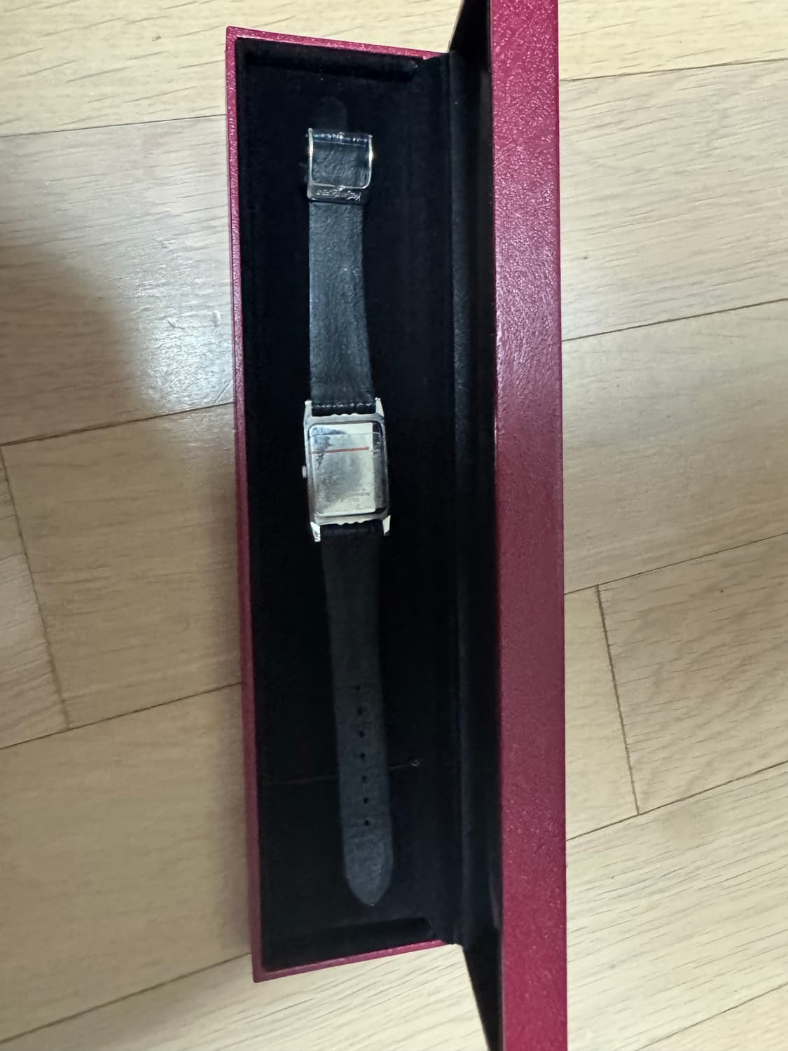 생로랑 시계 상품이미지4