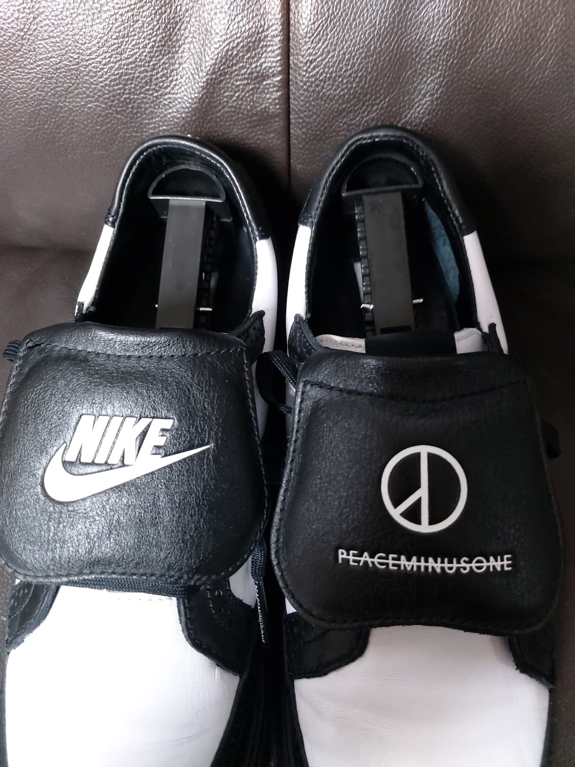 나이키와 피스마이너스원 퀀도1 블랙/화이트(275mm)

 상품이미지6