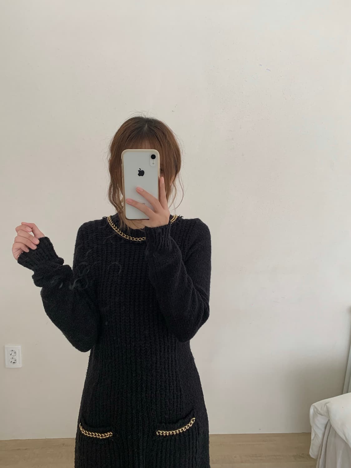 오네갸루 하객룩 블랙 니트 골드 체인 원피스 상품이미지2