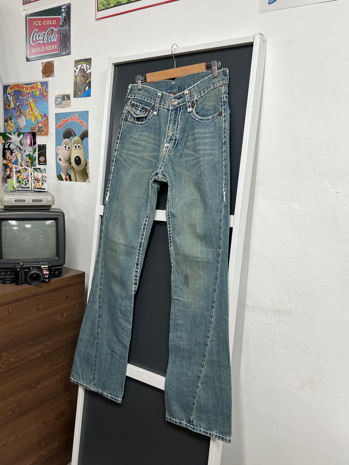 TrueReligion트루릴리젼 조이 슈퍼 T 스티치 부츠컷  데님 팬츠 상품이미지8