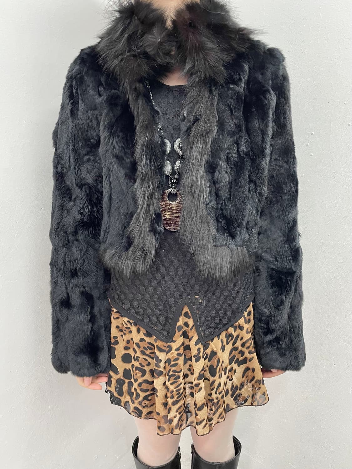 블랙 렉스 폭스 크롭 퍼자켓 상품이미지2