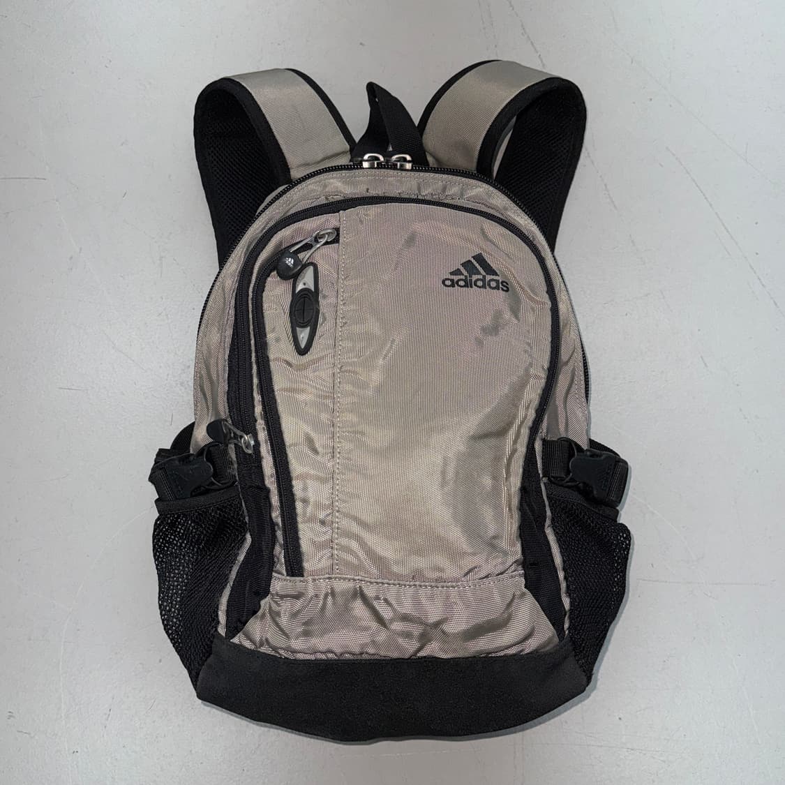 아디다스 00s 나일론 고프코어 백팩 상품이미지2