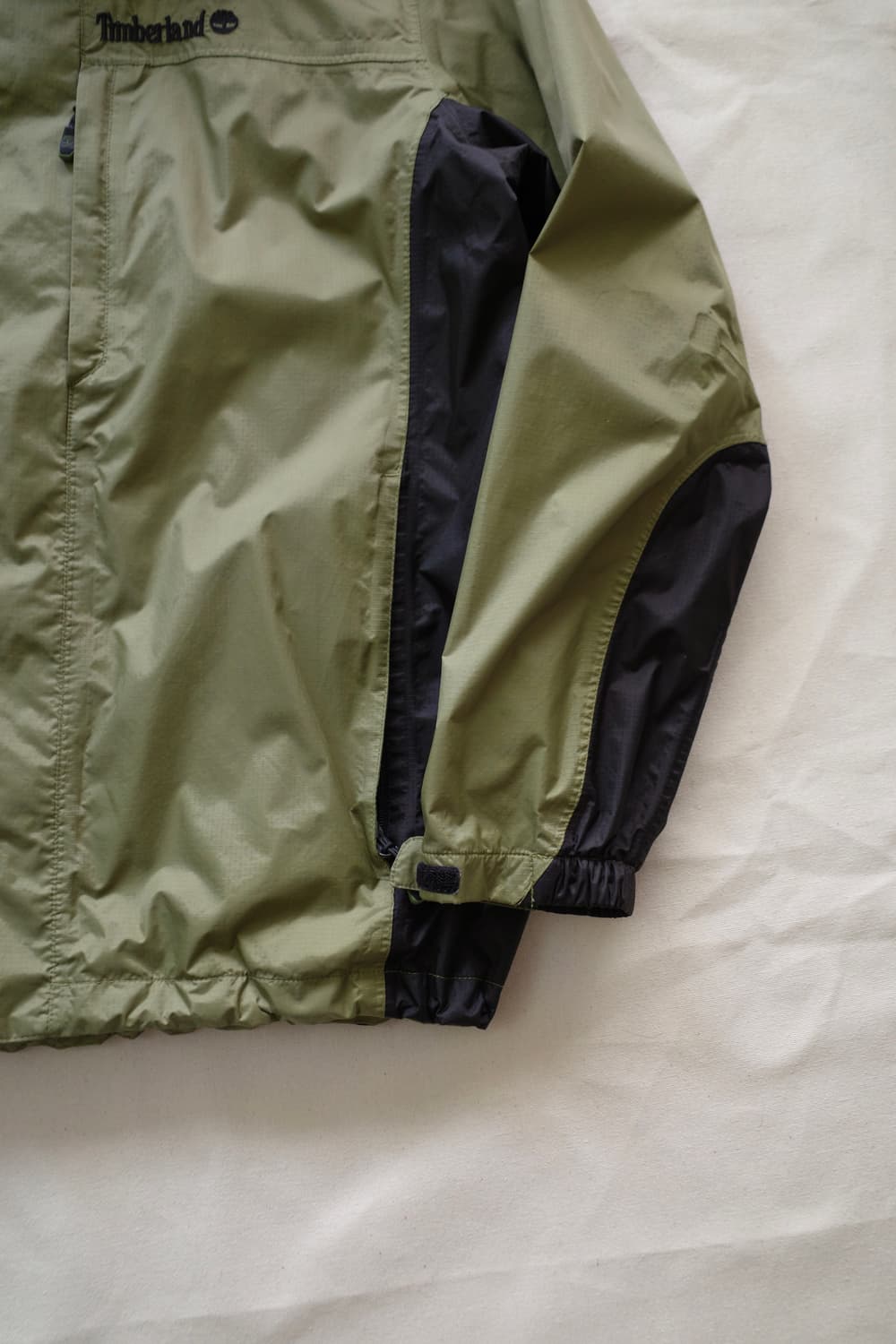 팀버랜드 나일론 윈드브레이커 상품이미지3