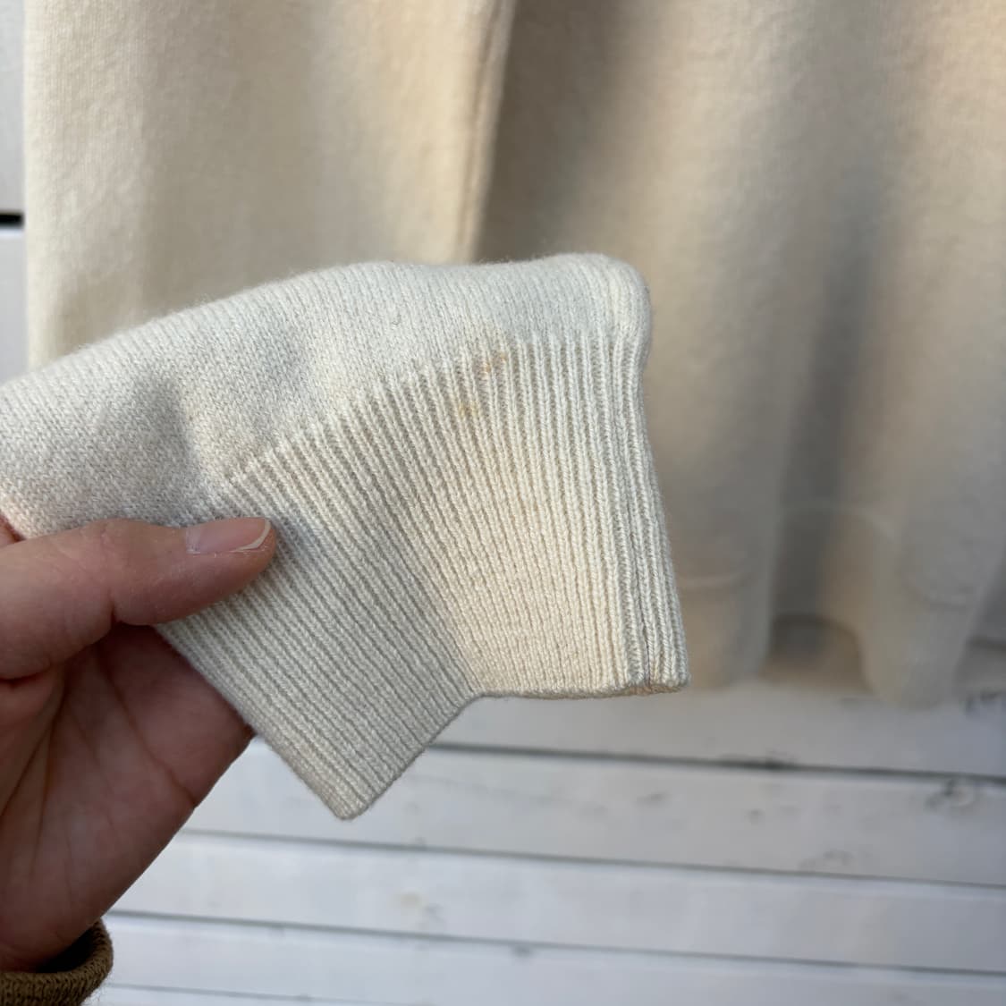 Comme des Garcons 꼼데가르송 울 브이넥 니트 상품이미지4