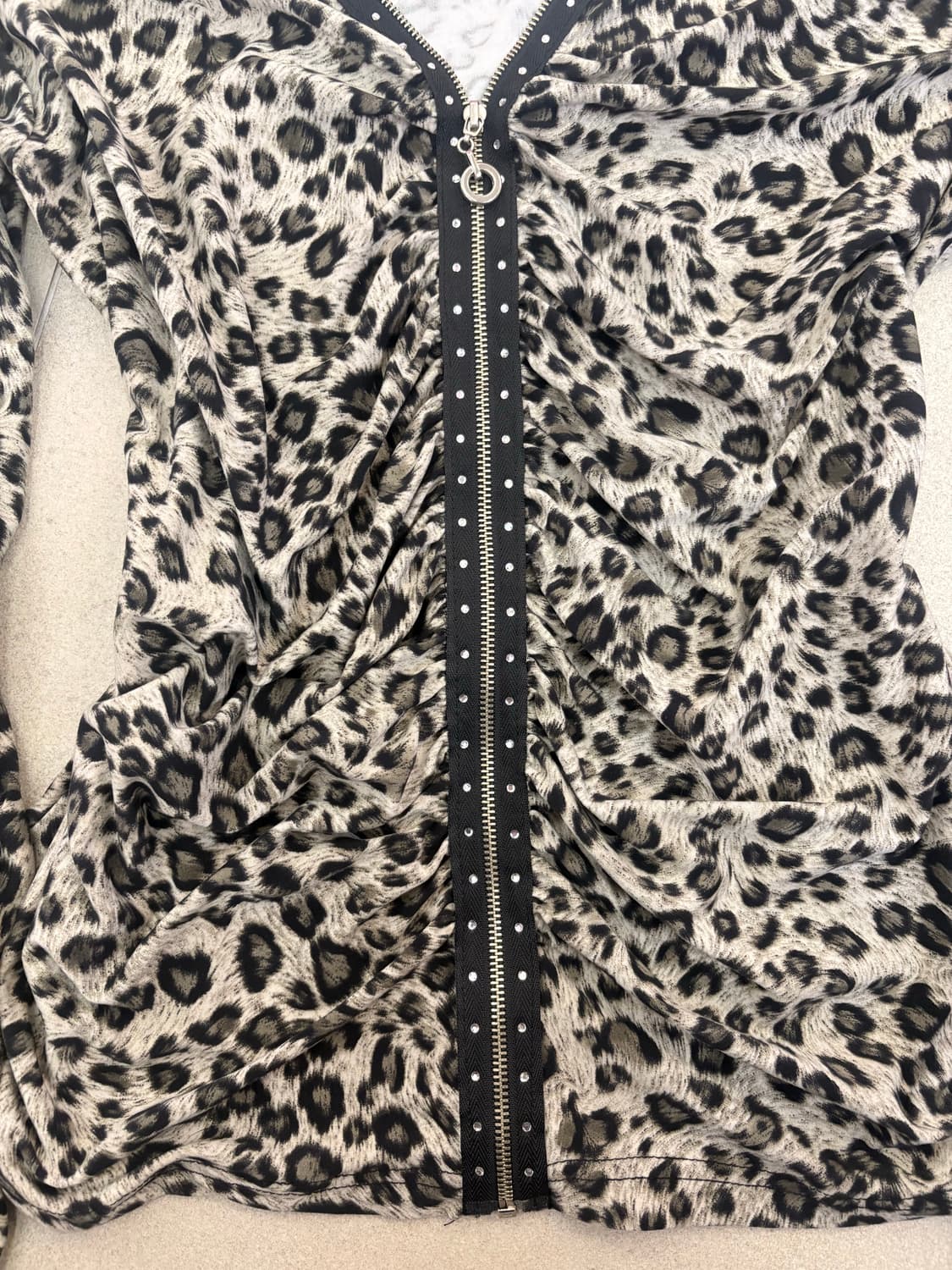 레오파드 셔링 큐빅 집업 상품이미지4