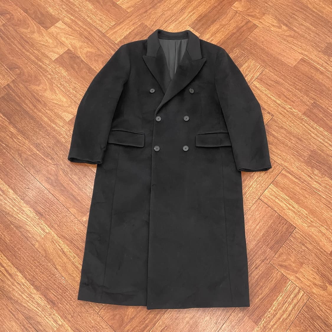 무신사스탠다드 캐시미어 대디숄더 더블 코트 상품이미지2