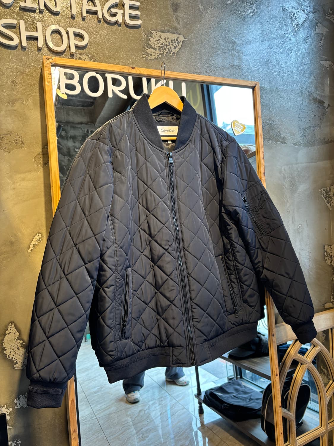 켈빈클라인 블랙 퀼팅 봄버 자켓 L 상품이미지1