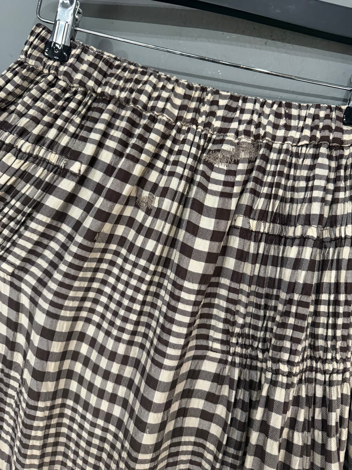 Issey miyake 이세이미야케 플리츠 디테일 체크 롱스커트 상품이미지8