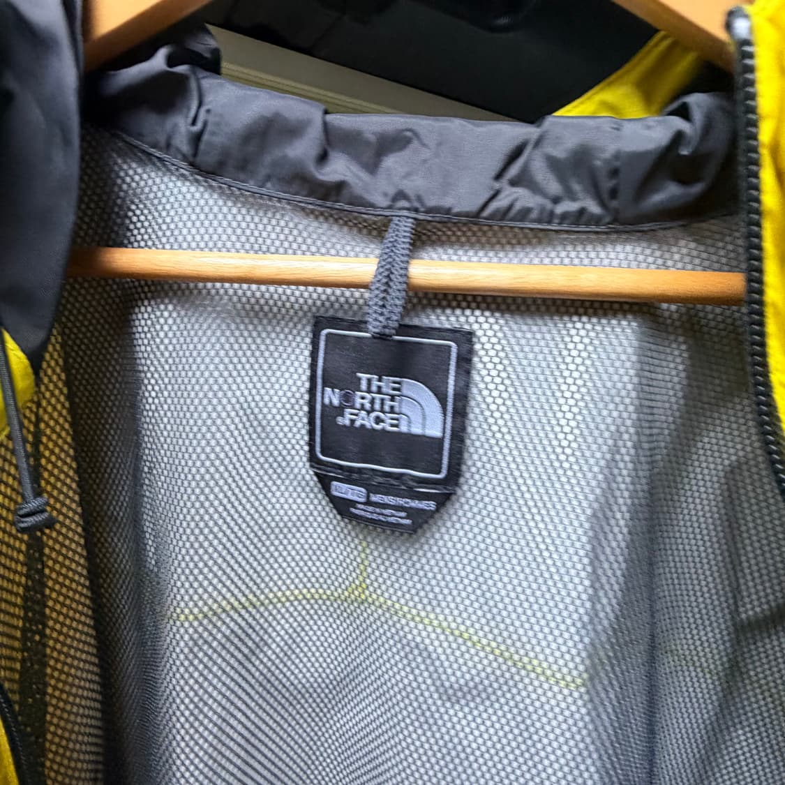 노스페이스 하이벤트 바람막이 옐로우 상품이미지3