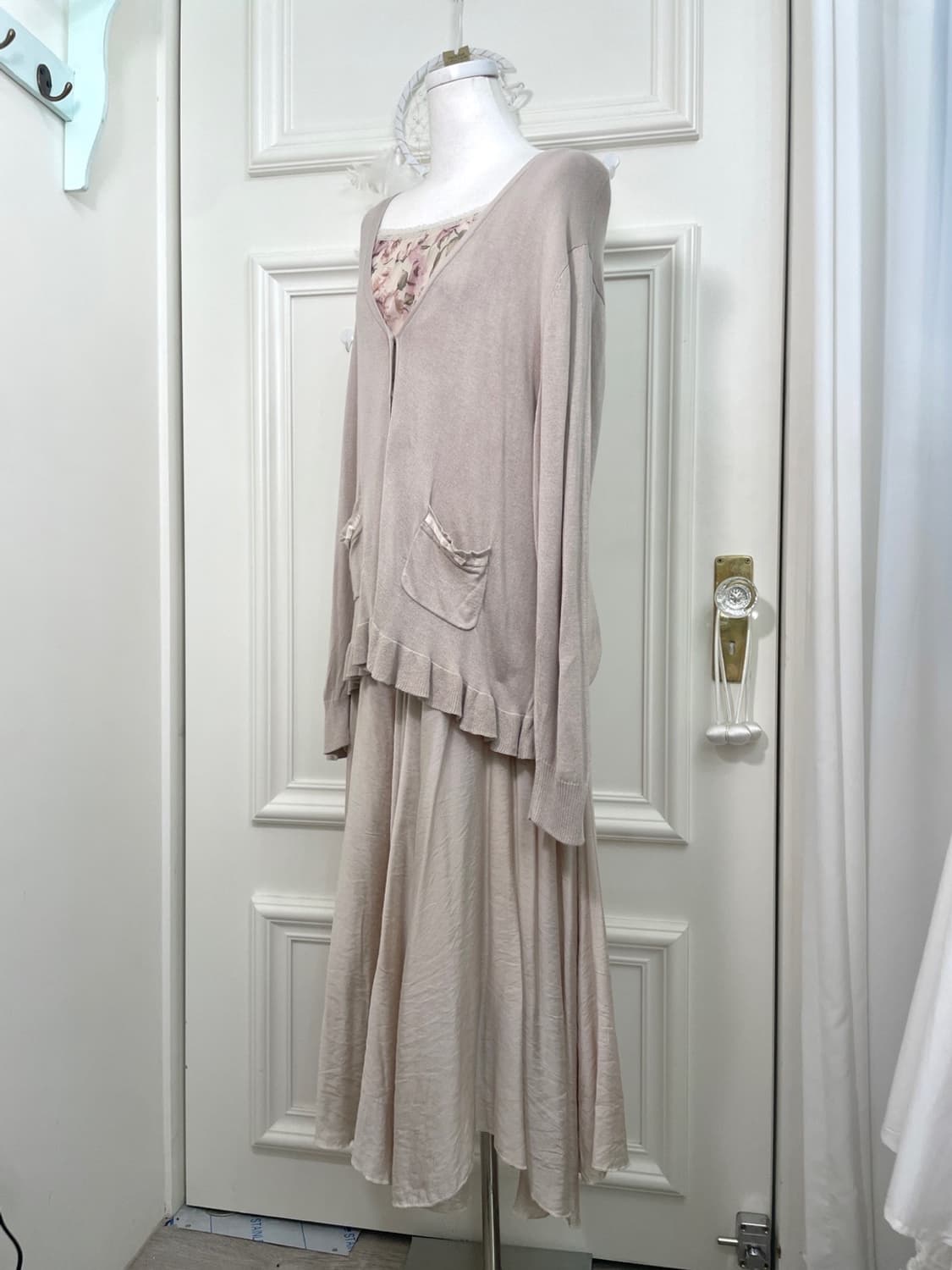 gray beige back banding unbalance long s 상품이미지7