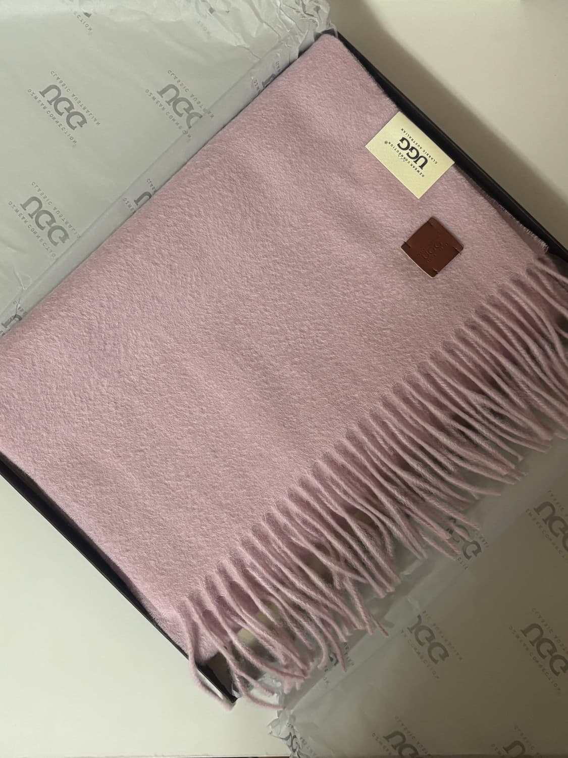 새상품 어그 Ugg 울 머플러 상품이미지1