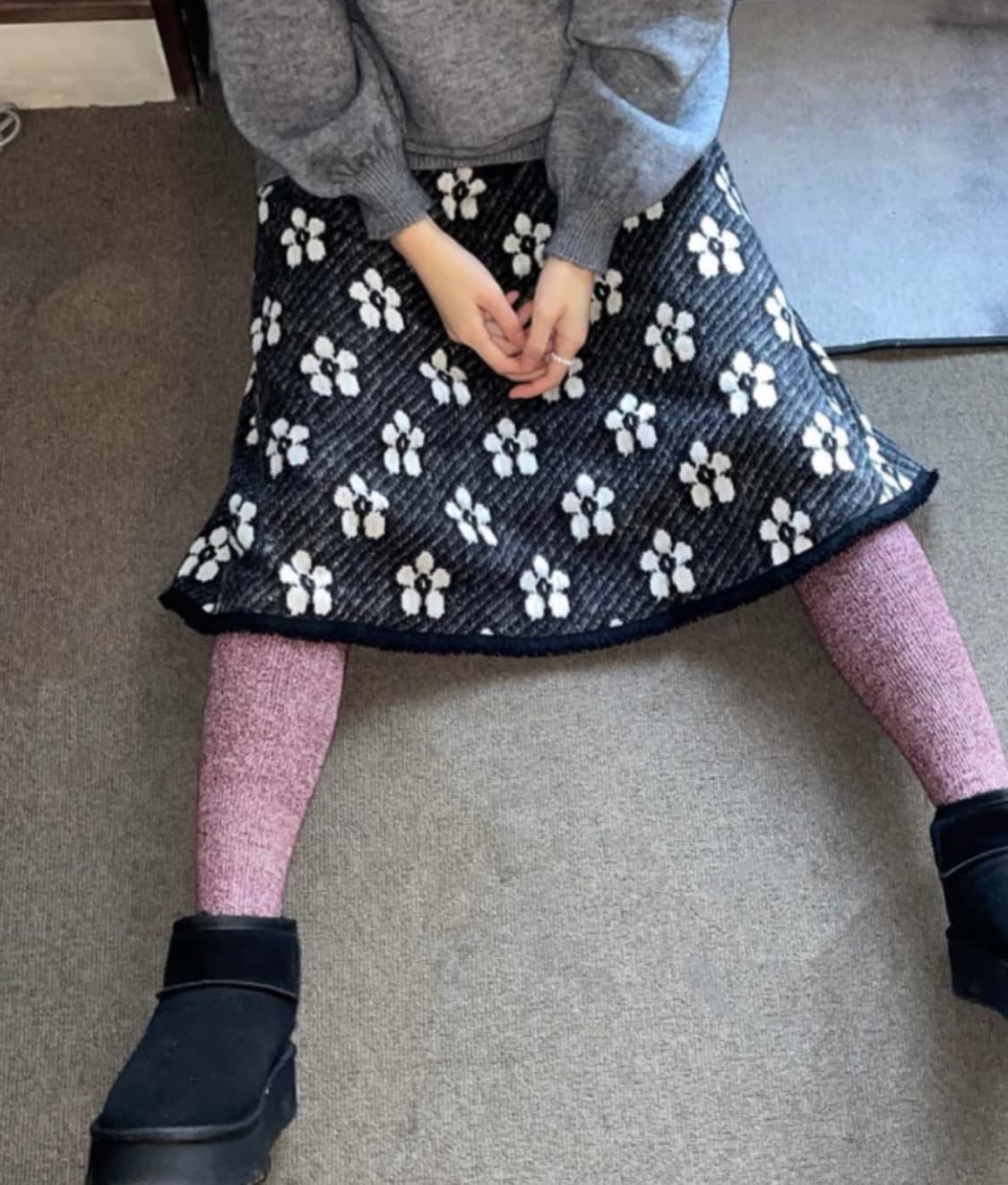 김아홉 꽃무늬 겉기모 검정/블랙 스커트 치마 상품이미지2