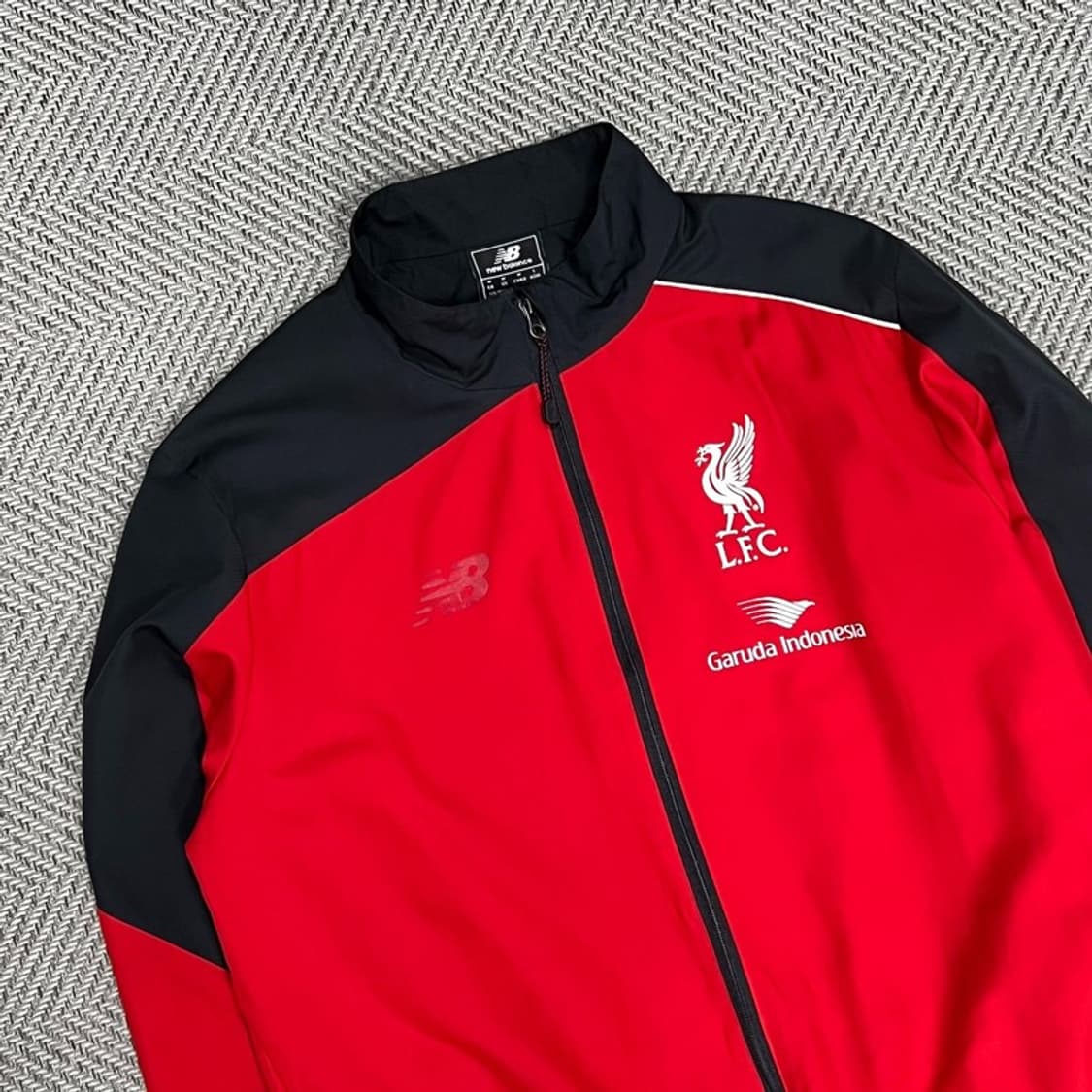 뉴발란스 리버풀fc 바람막이 v0822 상품이미지3