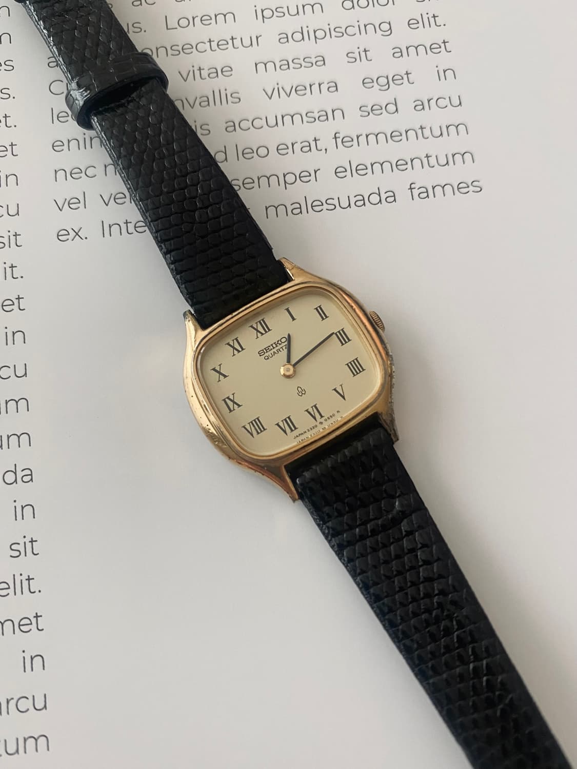 Seiko 세이코 쿼츠 클래식 로만 골드 상품이미지1