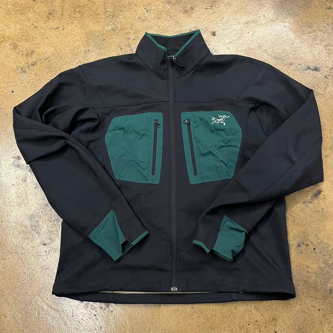 [정품/S] 아크테릭스 블랙 그린 소프트쉘 자켓 b17 상품이미지2