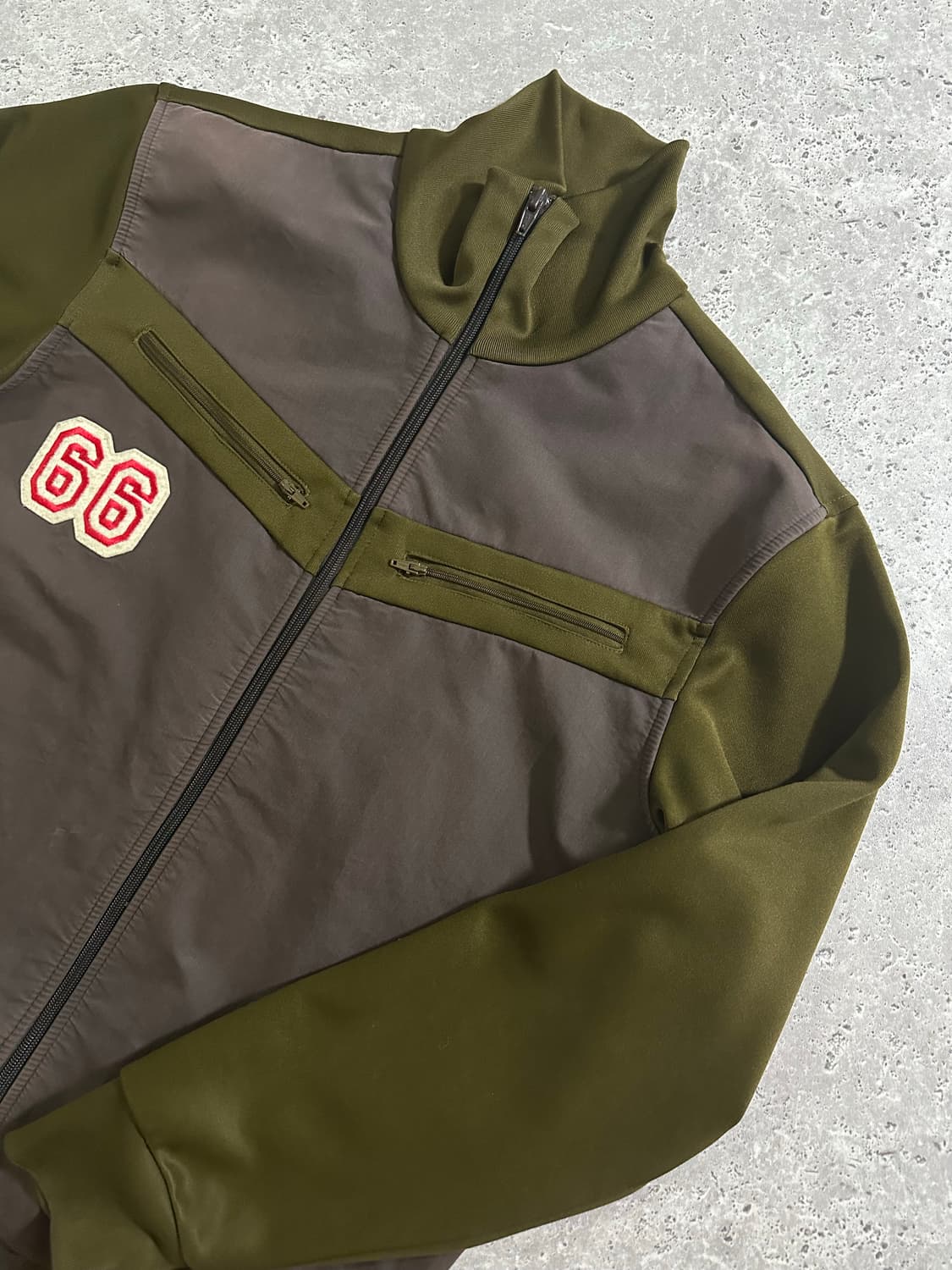 00s adidas 올드스쿨 올리브 66 패치 트랙탑 져지 상품이미지1