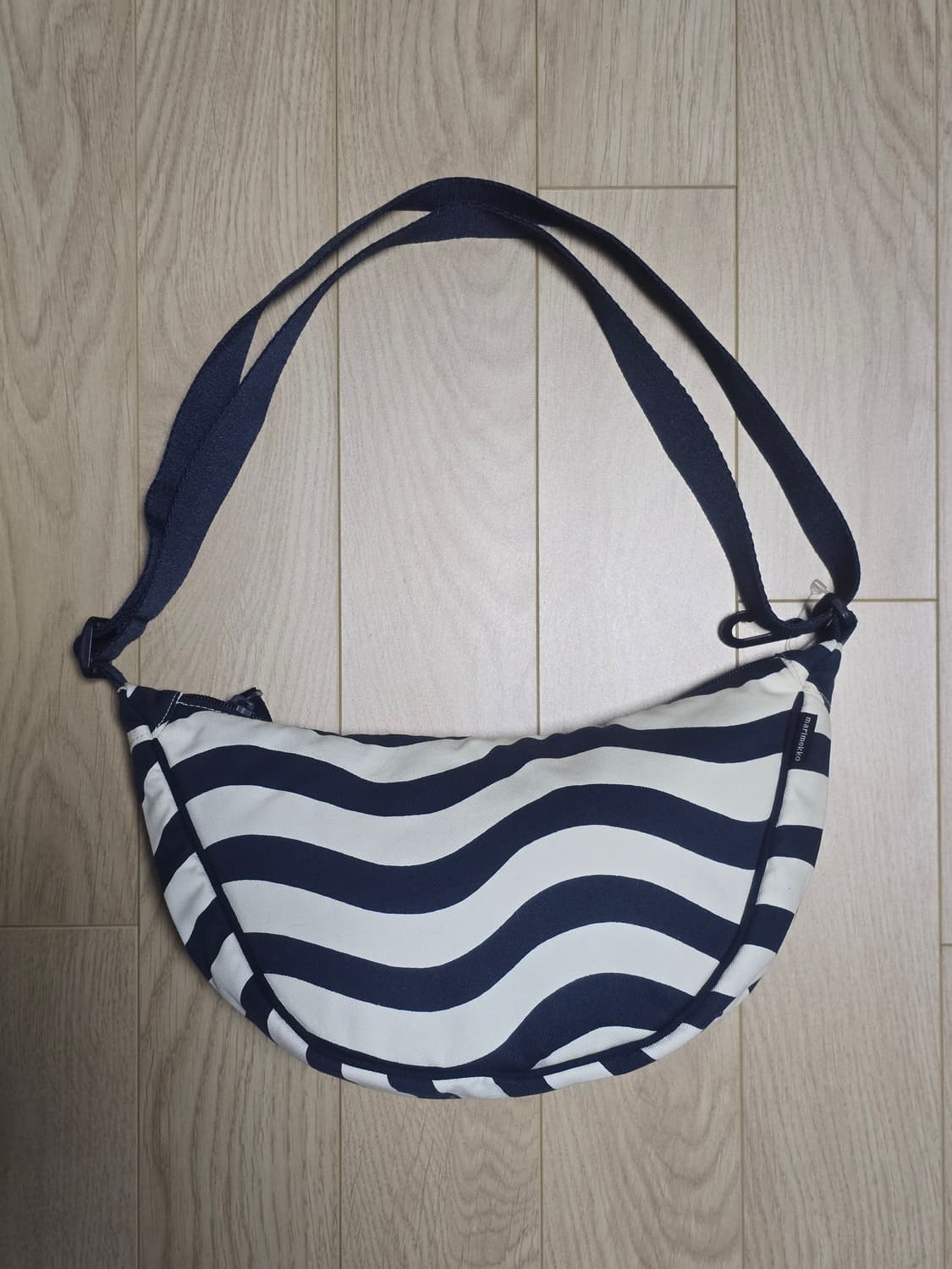 마리메코 유니클로 콜라보 숄더백  상품이미지1