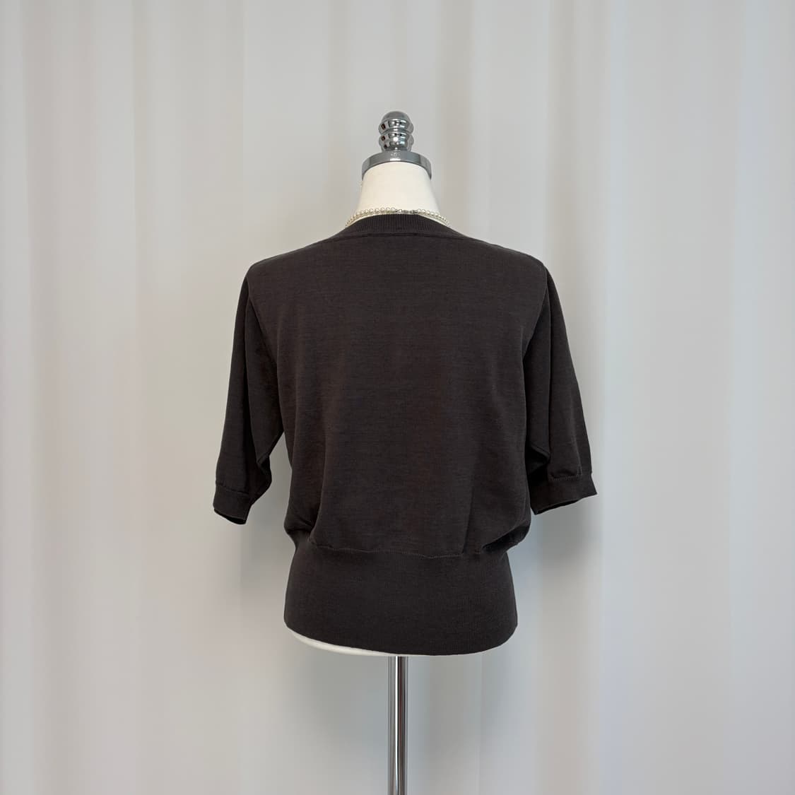 비비안웨스트우드 유넥 반팔 니트 다크 그레이 상품이미지6