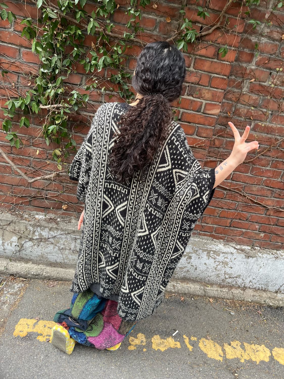 블랙 히피패턴 롱 케이프 니트 가디건 상품이미지6