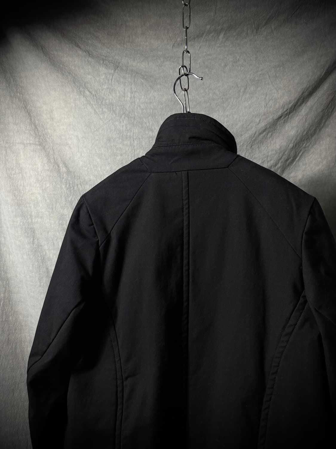 JULIUS High-Collar Asymmetric Zip Jacket 상품이미지8