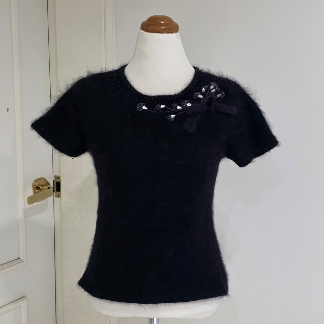 일본빈티지)블랙 고딕모리걸st 앙고라 리본큐빅비즈 로맨틱 반팔니트 상품이미지1