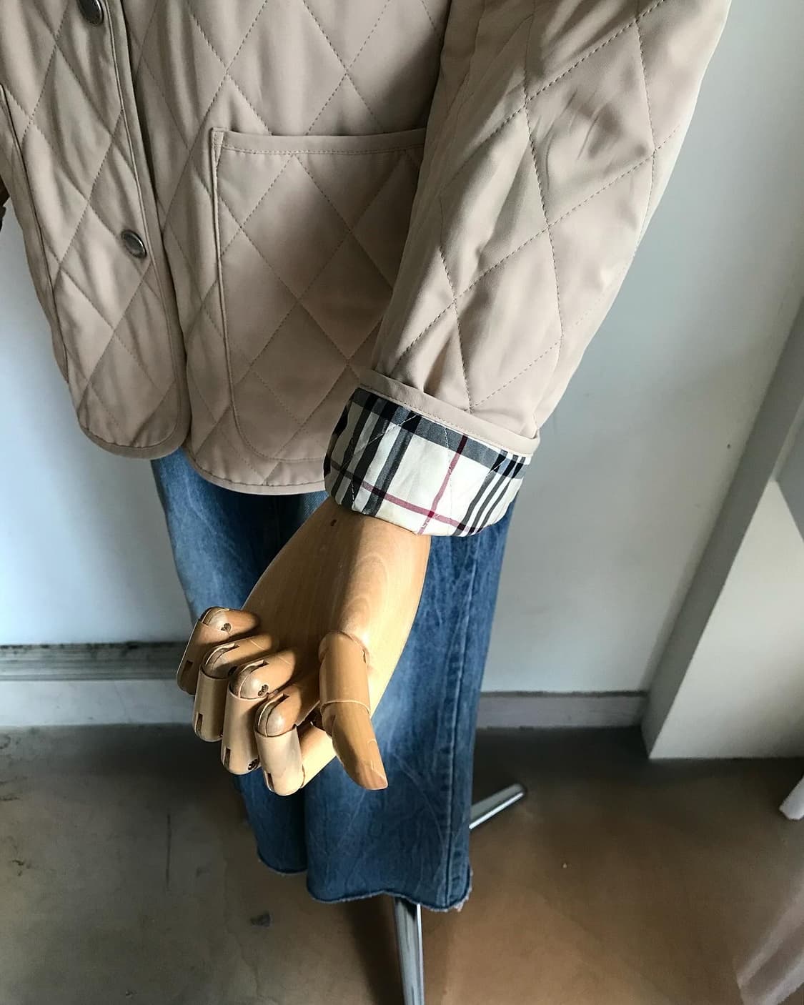 버버리 은장 퀼팅 자켓 상품이미지5