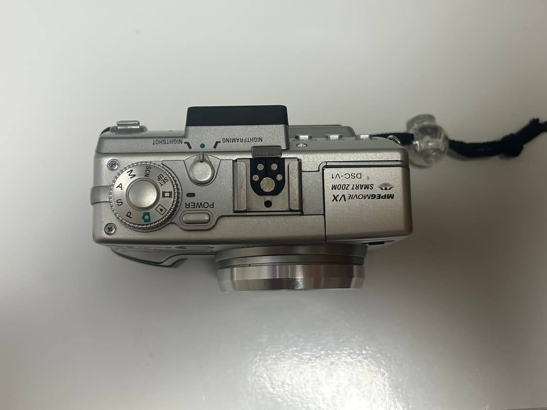 소니 사이버샷 dsc v1 상품이미지2