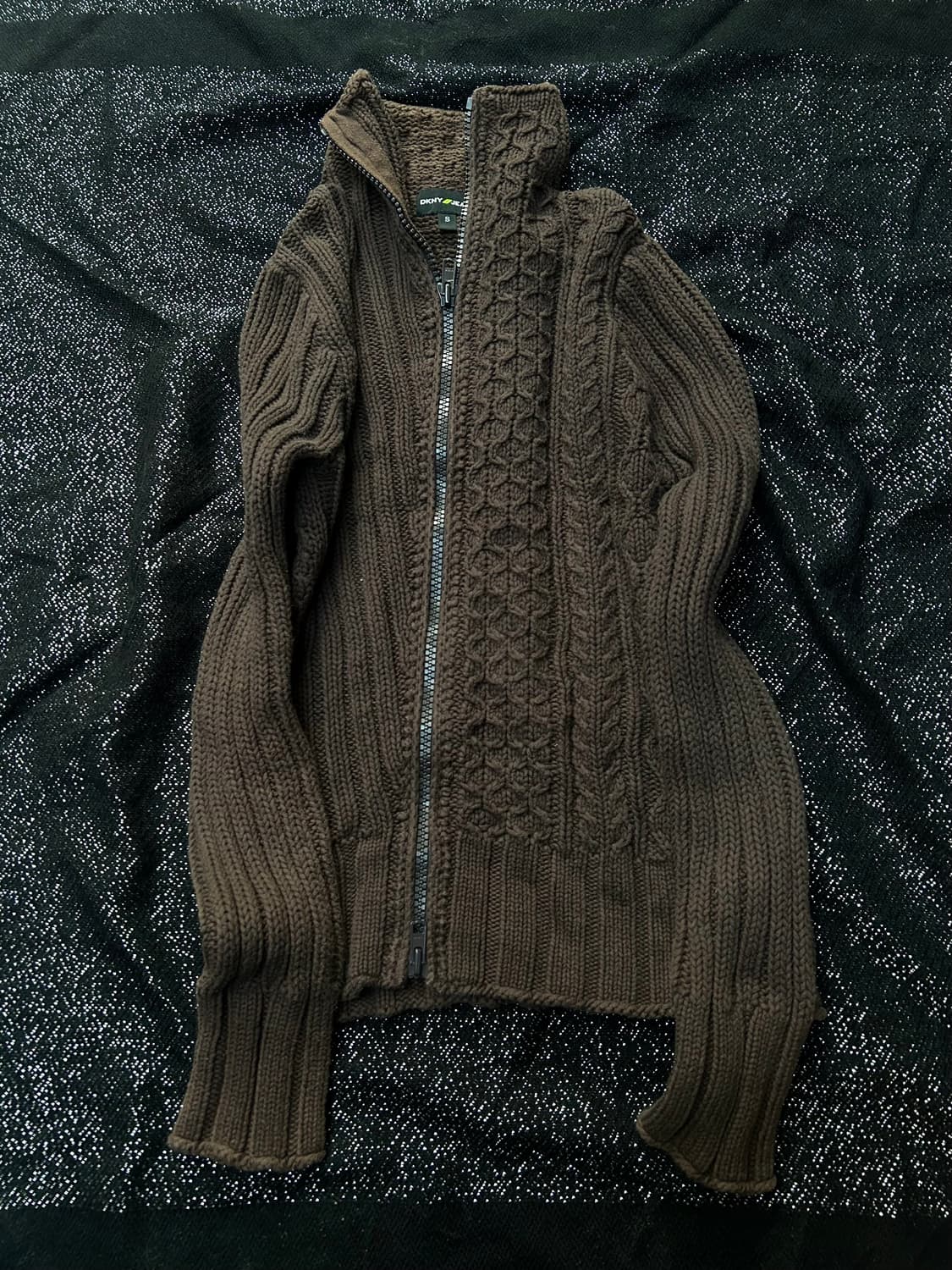 *rare* 2000s dkny 브라운 사선 비대칭 니트집업 상품이미지2