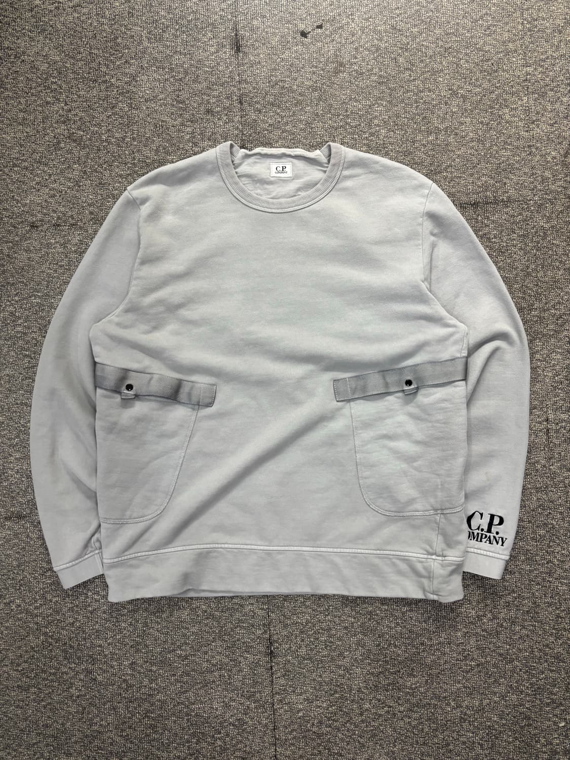 CP company 투포켓 맨투맨 상품이미지1