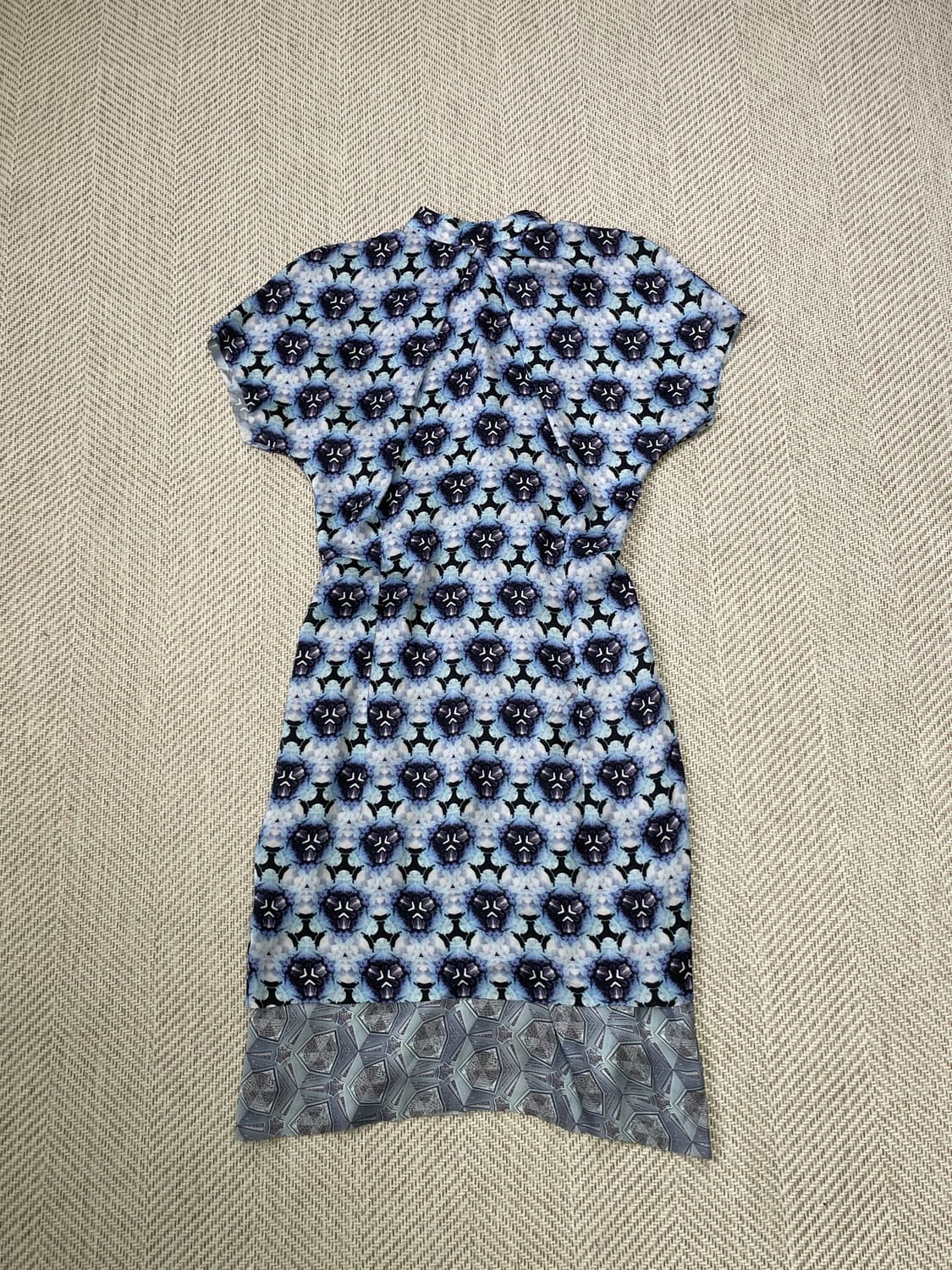 2012s 아크네 플로럴 지오메트릭 프린트 집업 원피스 J03588 상품이미지7