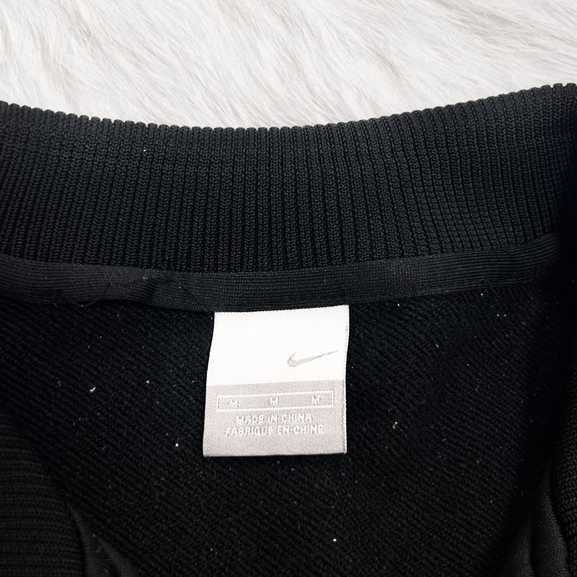 나이키 맨유 빅로고 검빨 져지 상품이미지8