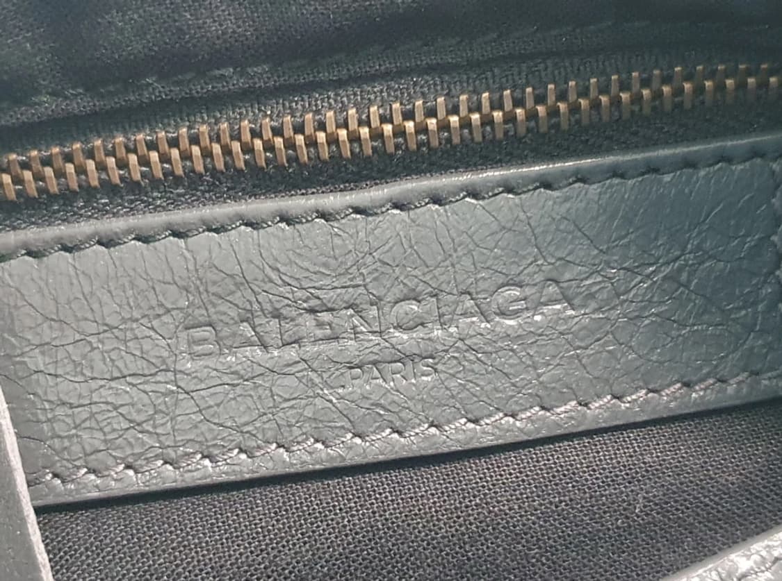 BALENCIAGA 발렌시아가 힙 크로스백 블랙 상품이미지9