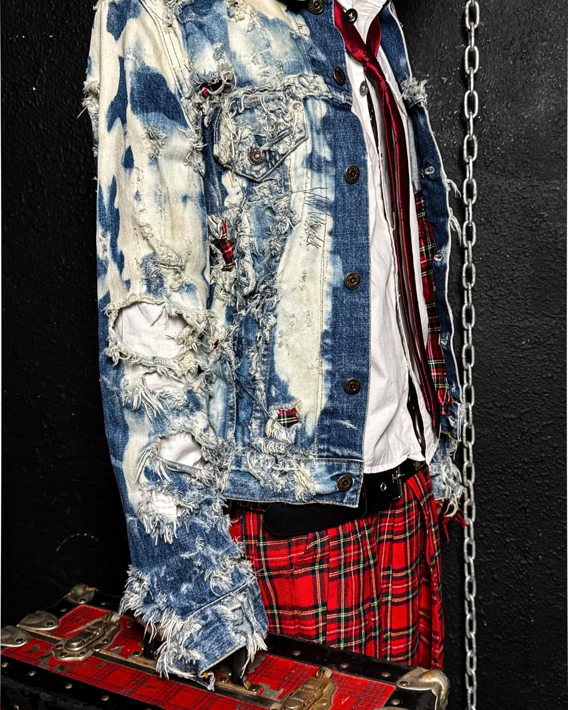 VINTI ANDREWS – Distressed Patchwork Den 상품이미지5