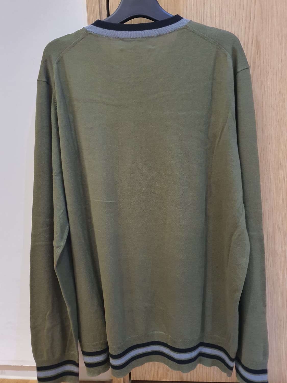 버버리 남성 니트 판매합니다! 상품이미지2