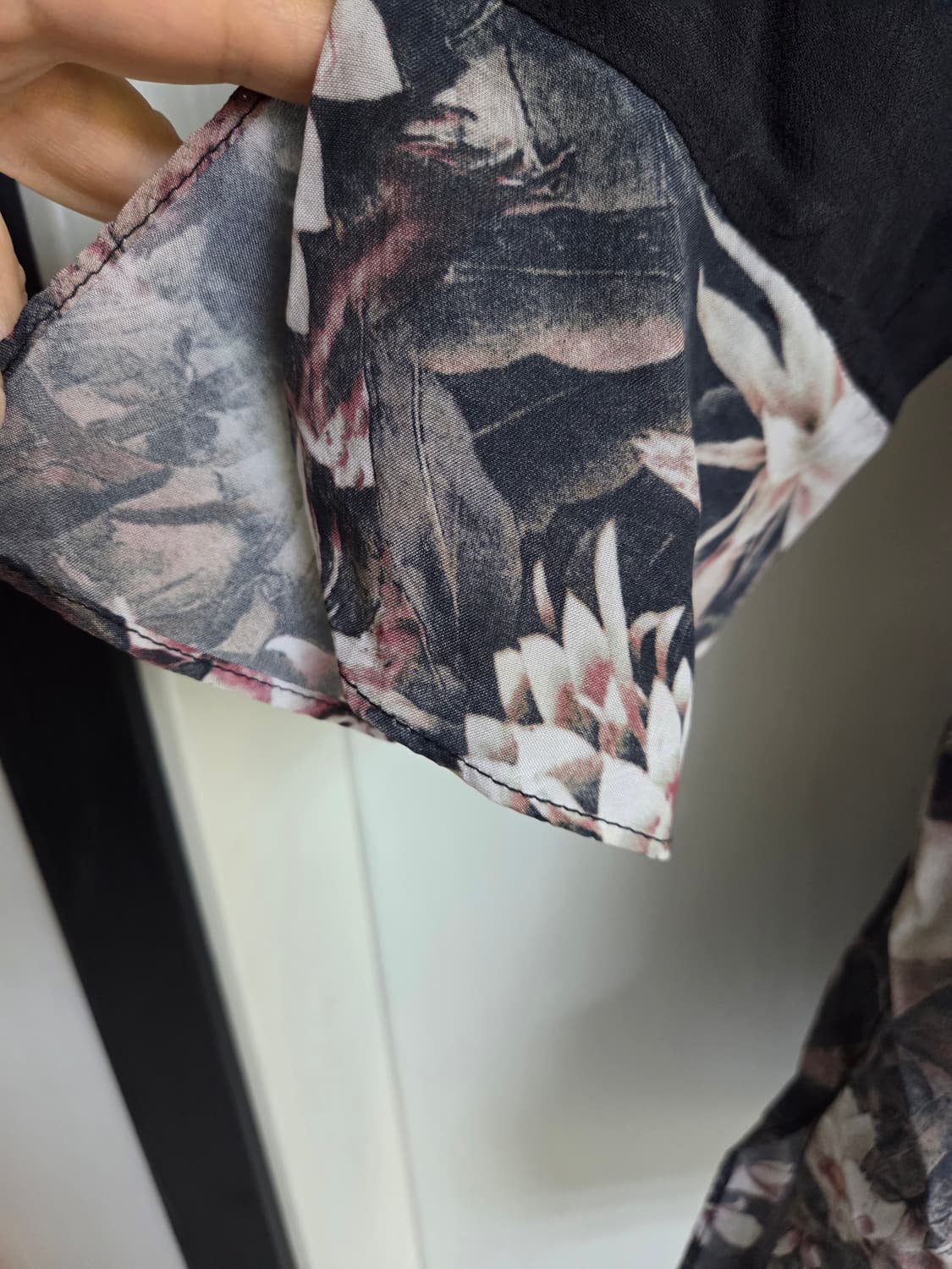 100%풍기인견 플라워 패턴 블라우스  m 상품이미지4