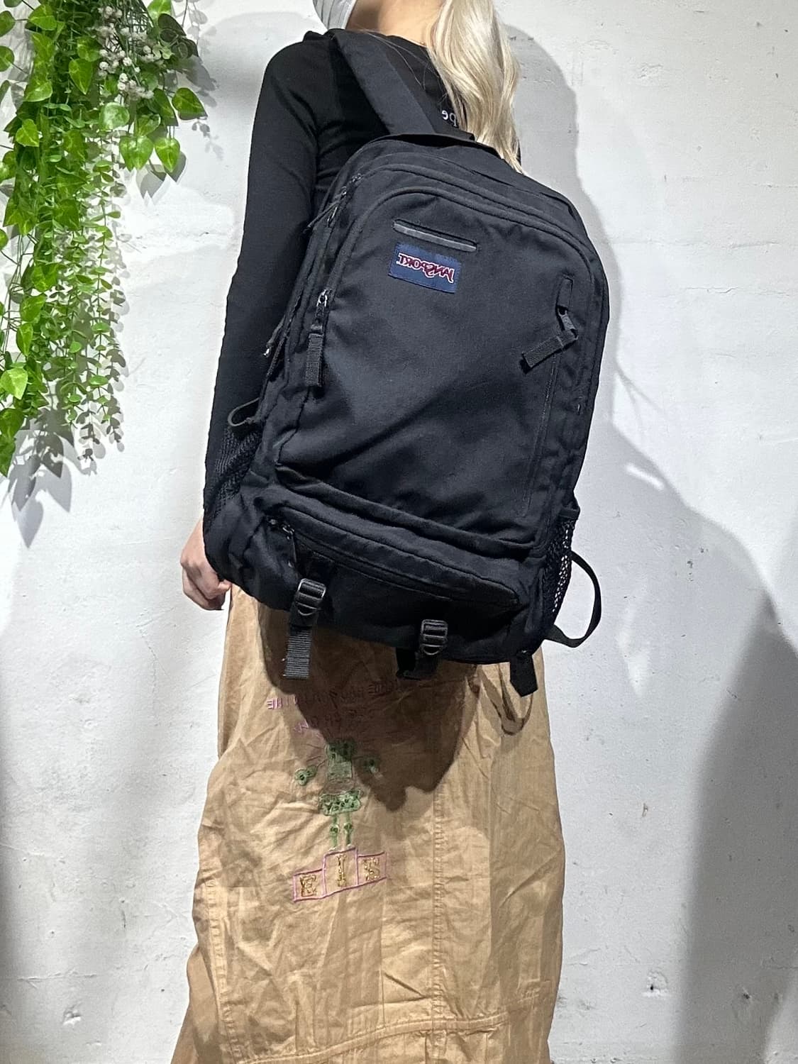 잔스포츠 블랙 엔보이 백팩 학생 책가방  상품이미지1