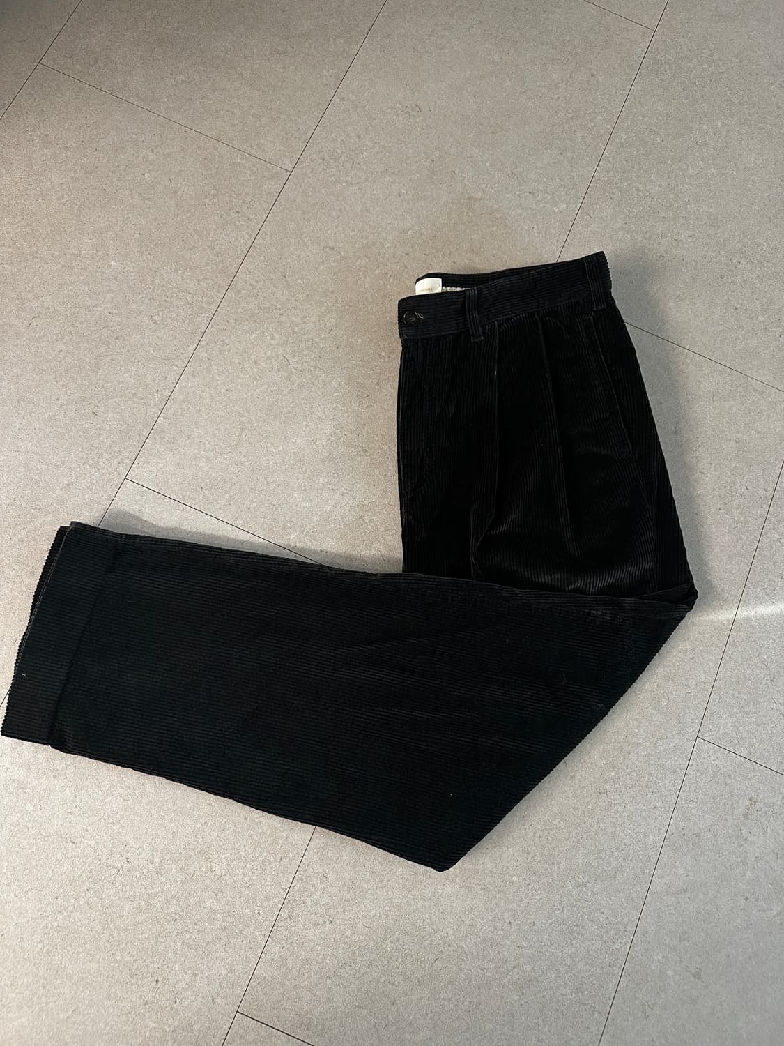 fw22 ald double pleated corduroy pants 상품이미지1