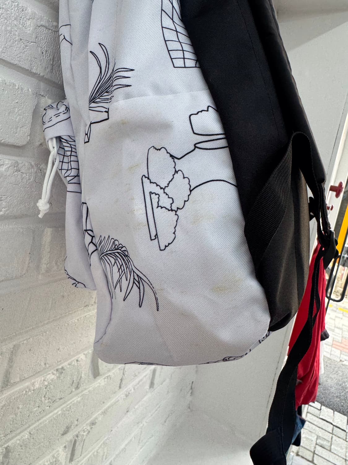 잔스포츠 화이트 슈퍼브레이크 백팩 상품이미지6