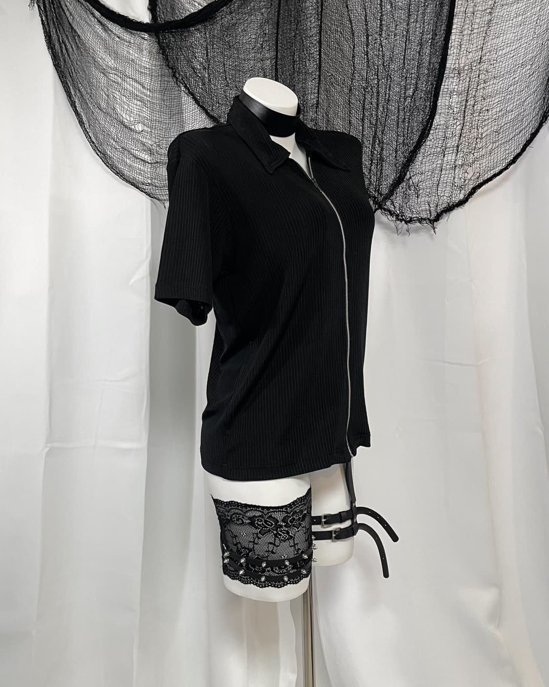 black zip-up 상품이미지2